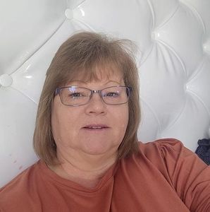 Meet your Posher, Candi